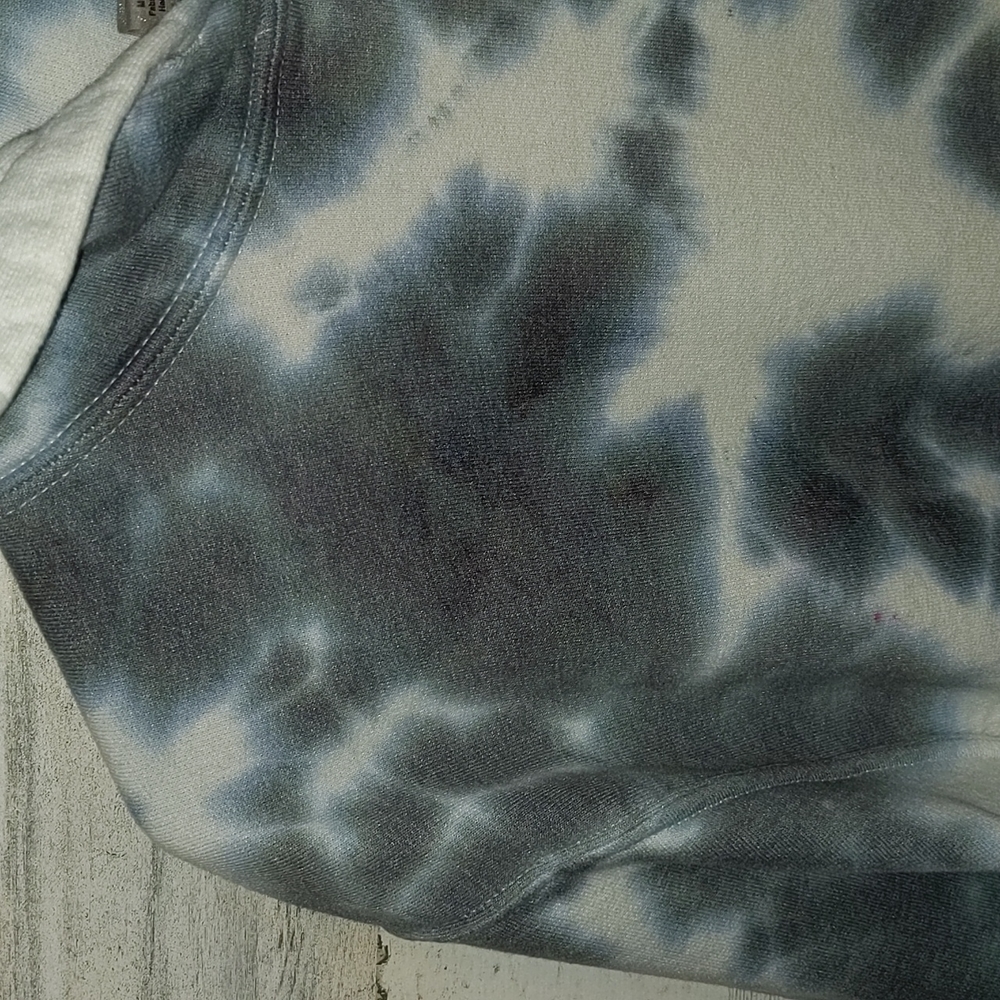 Tie dye hoodie - Picture 2 of 4